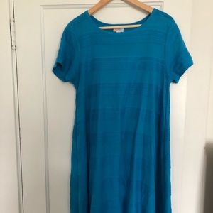 Lularoe pintucked blue Carly medium